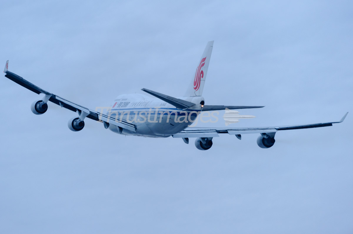 Boeing 747-4J6 B-2445 (cn 25882/1021)